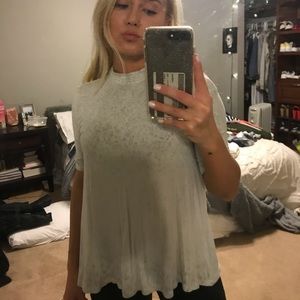 American Eagle White Quarter sleeve Top